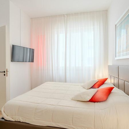 B&B Charme Lecce Bagian luar foto