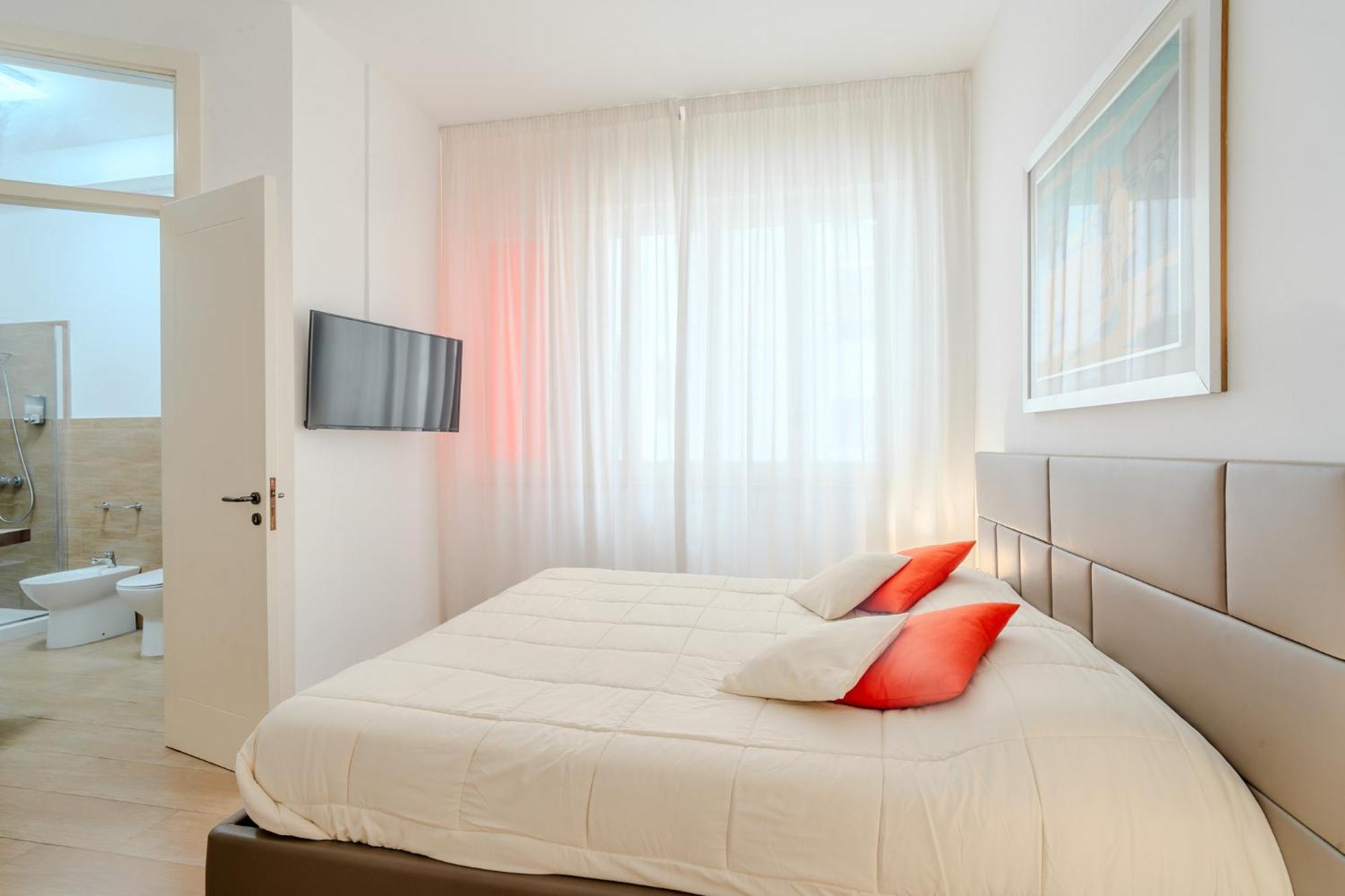 B&B Charme Lecce Bagian luar foto
