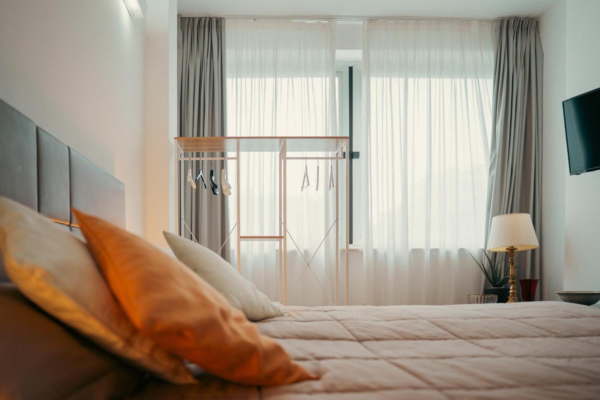 B&B Charme Lecce Bagian luar foto